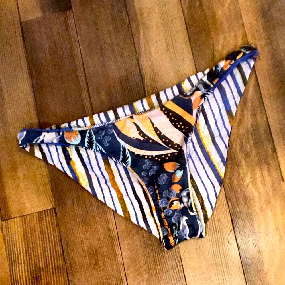 🌺 Maaji 🌺 Cheeky Bikini Bottoms